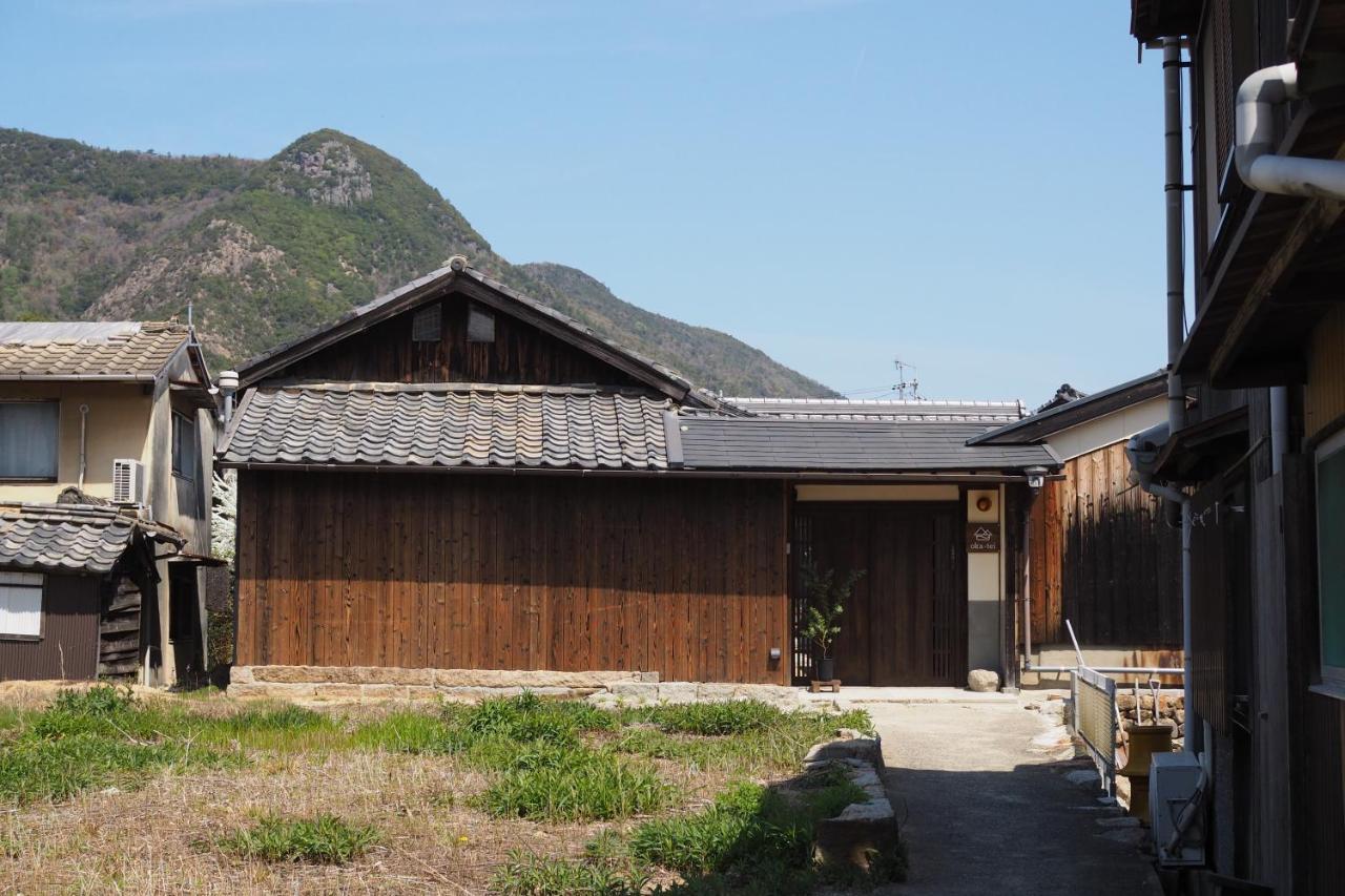 岡邸 Apartment Tonosho  Exterior photo