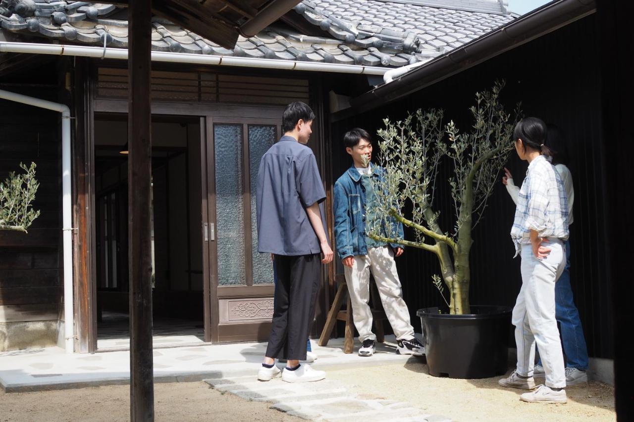岡邸 Apartment Tonosho  Exterior photo